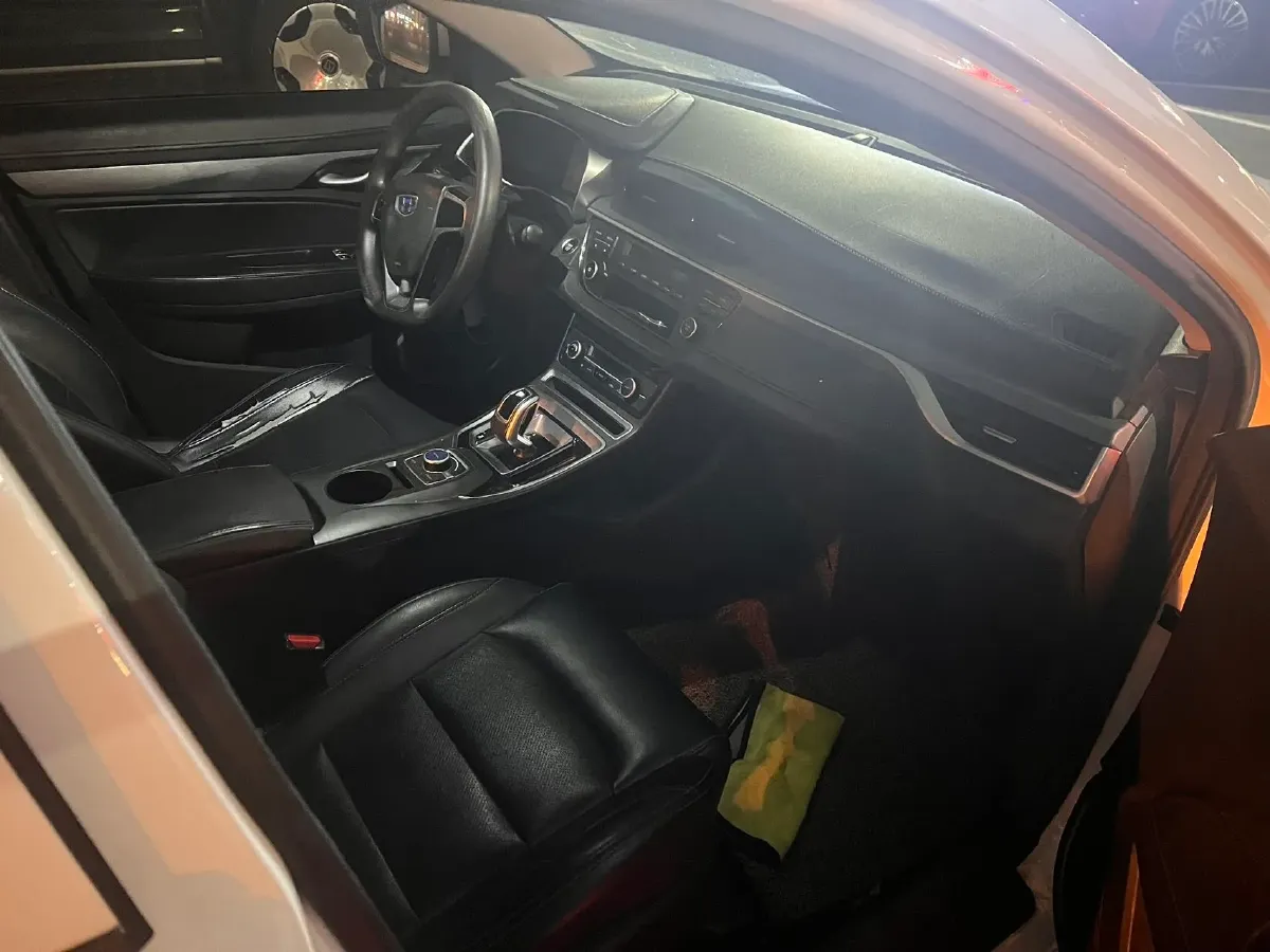 2018 Geely Emgrand BEV 52KWH,autocango,china used car exporter,china ev exporter,chinese used car exporter,chinese used ev exporter