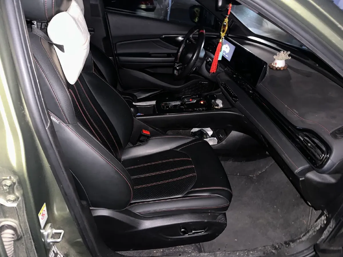 2021 GAC Trumpchi Empow 1.5T 177HP L4 7DCT,autocango,china used car exporter,china ev exporter,chinese used car exporter,chinese used ev exporter