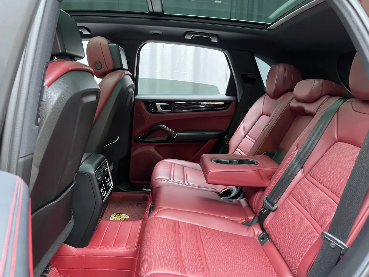 2018 Porsche Cayenne 3.0T 340HP V6 8AT,autocango,china used car exporter,china ev exporter,chinese used car exporter,chinese used ev exporter