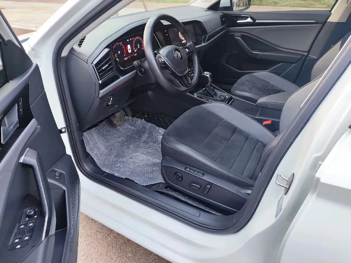 2021 Volkswagen Sagitar 1.4T 150HP L4 7DCT,autocango,china used car exporter,china ev exporter,chinese used car exporter,chinese used ev exporter