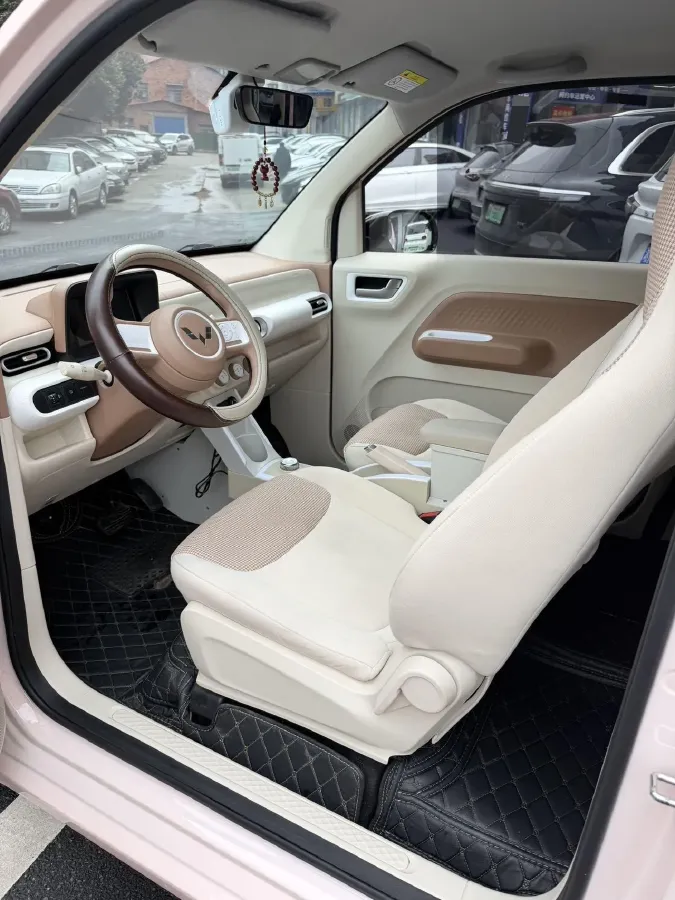 2022 WuLing HongGuang MINI EV BEV 17.3KWH,autocango,china used car exporter,china ev exporter,chinese used car exporter,chinese used ev exporter