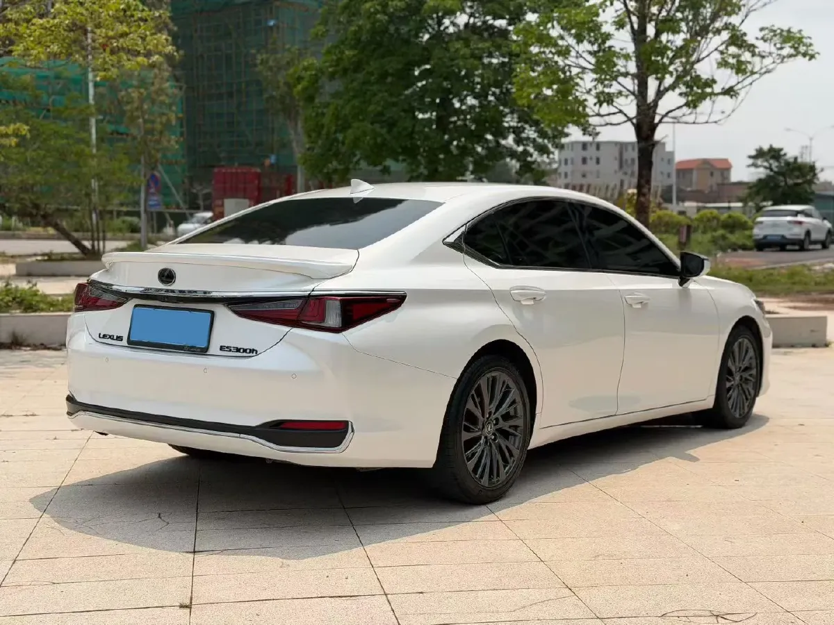 2020 Lexus ES 2.5L 178HP L4 E-CVT Hybrid,autocango,china used car exporter,china ev exporter,chinese used car exporter,chinese used ev exporter