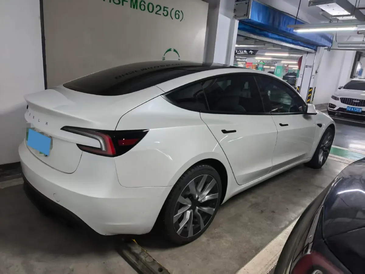 2025 Tesla Model 3 BEV 62.5KWH,autocango,china used car exporter,china ev exporter,chinese used car exporter,chinese used ev exporter
