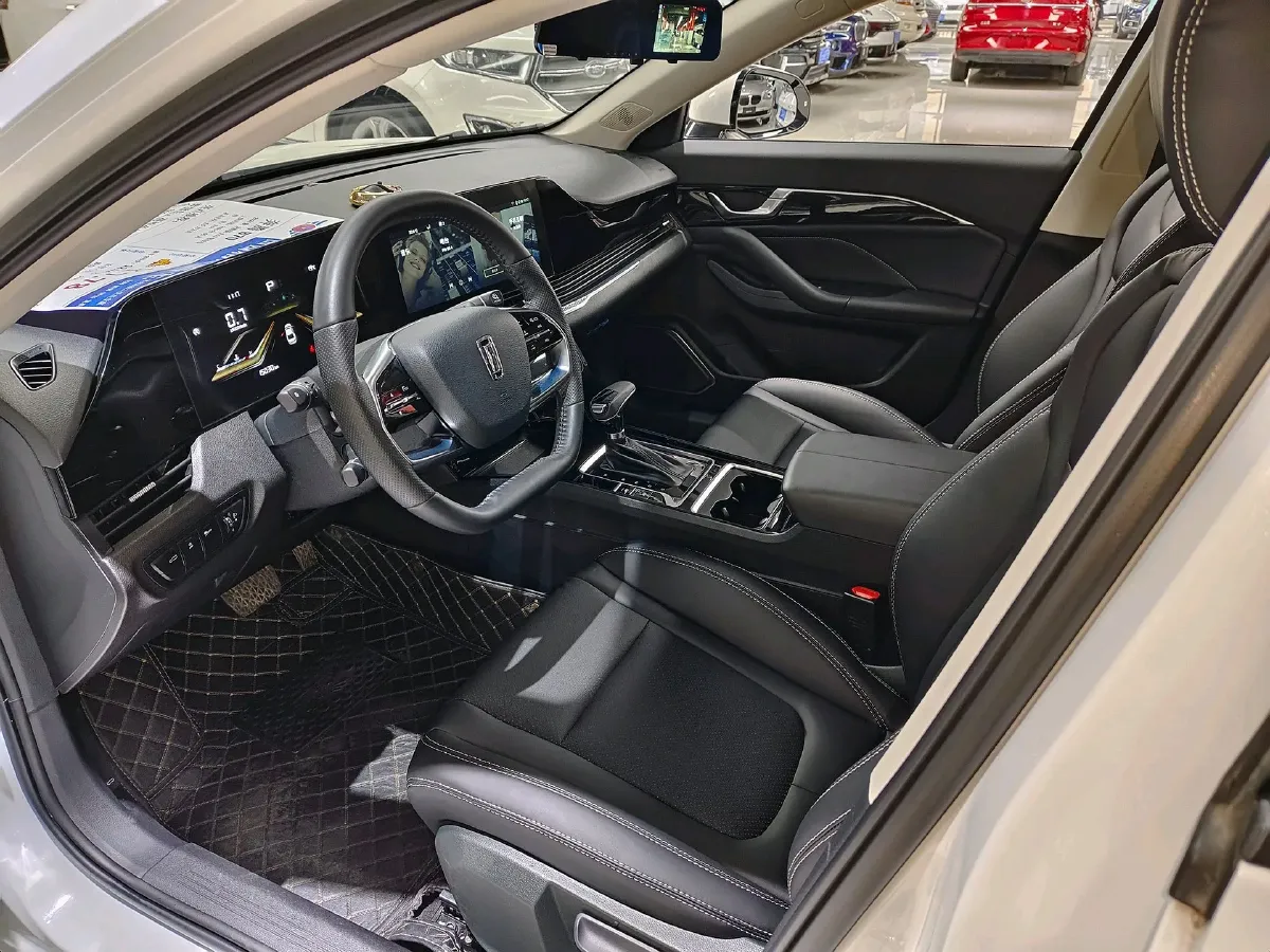 2024 Bestune B70 1.5T 169HP L4 7DCT,autocango,china used car exporter,china ev exporter,chinese used car exporter,chinese used ev exporter