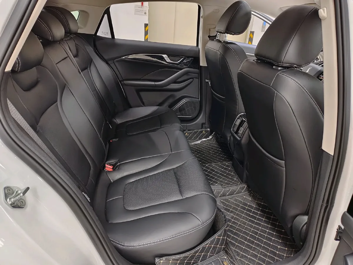 2024 Bestune B70 1.5T 169HP L4 7DCT,autocango,china used car exporter,china ev exporter,chinese used car exporter,chinese used ev exporter