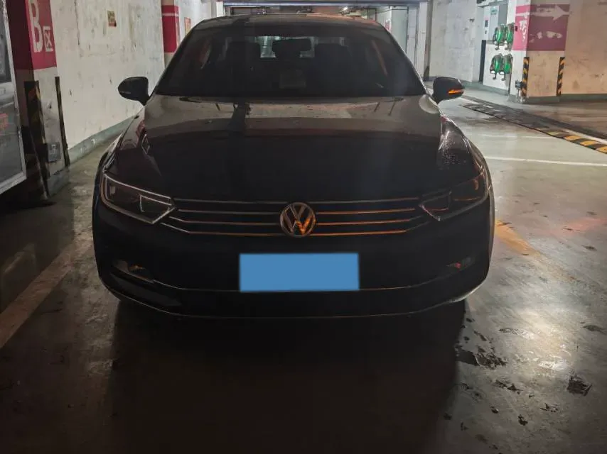 2018 Volkswagen Magotan 1.4T 150HP L4 7DCT,autocango,china used car exporter,china ev exporter,chinese used car exporter,chinese used ev exporter