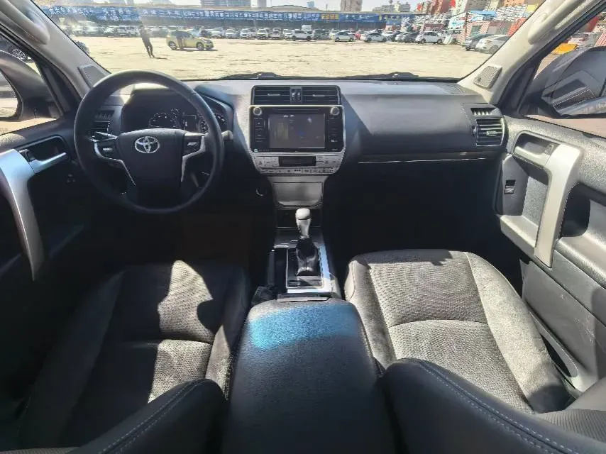 2018 Mercedes-Benz E Class 2.0T 184HP L4 9AT,autocango,china used car exporter,china ev exporter,chinese used car exporter,chinese used ev exporter