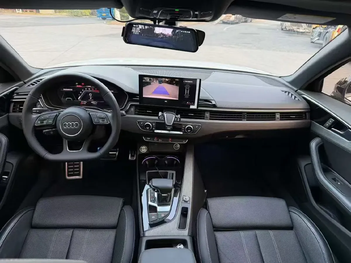 2023 Audi A4L 2.0T 190HP L4 7DCT,autocango,china used car exporter,china ev exporter,chinese used car exporter,chinese used ev exporter