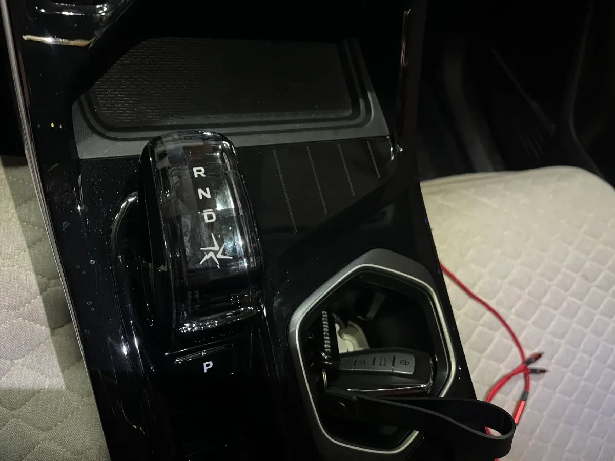 2023 Geely StarRay 1.5T 181HP L4 7DCT,autocango,china used car exporter,china ev exporter,chinese used car exporter,chinese used ev exporter