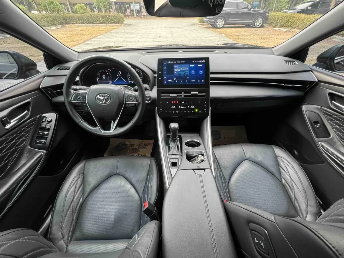 2023 Toyota Avalon 2.5L 207HP L4 8AT,autocango,china used car exporter,china ev exporter,chinese used car exporter,chinese used ev exporter