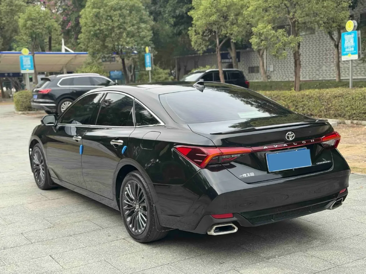 2023 Toyota Avalon 2.5L 207HP L4 8AT,autocango,china used car exporter,china ev exporter,chinese used car exporter,chinese used ev exporter