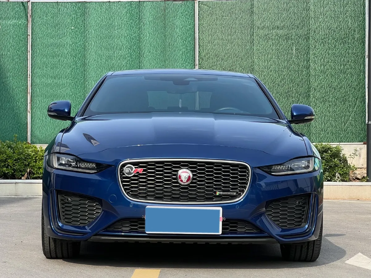 2021 Jaguar XEL 2.0T 250HP L4 8AT,autocango,china used car exporter,china ev exporter,chinese used car exporter,chinese used ev exporter