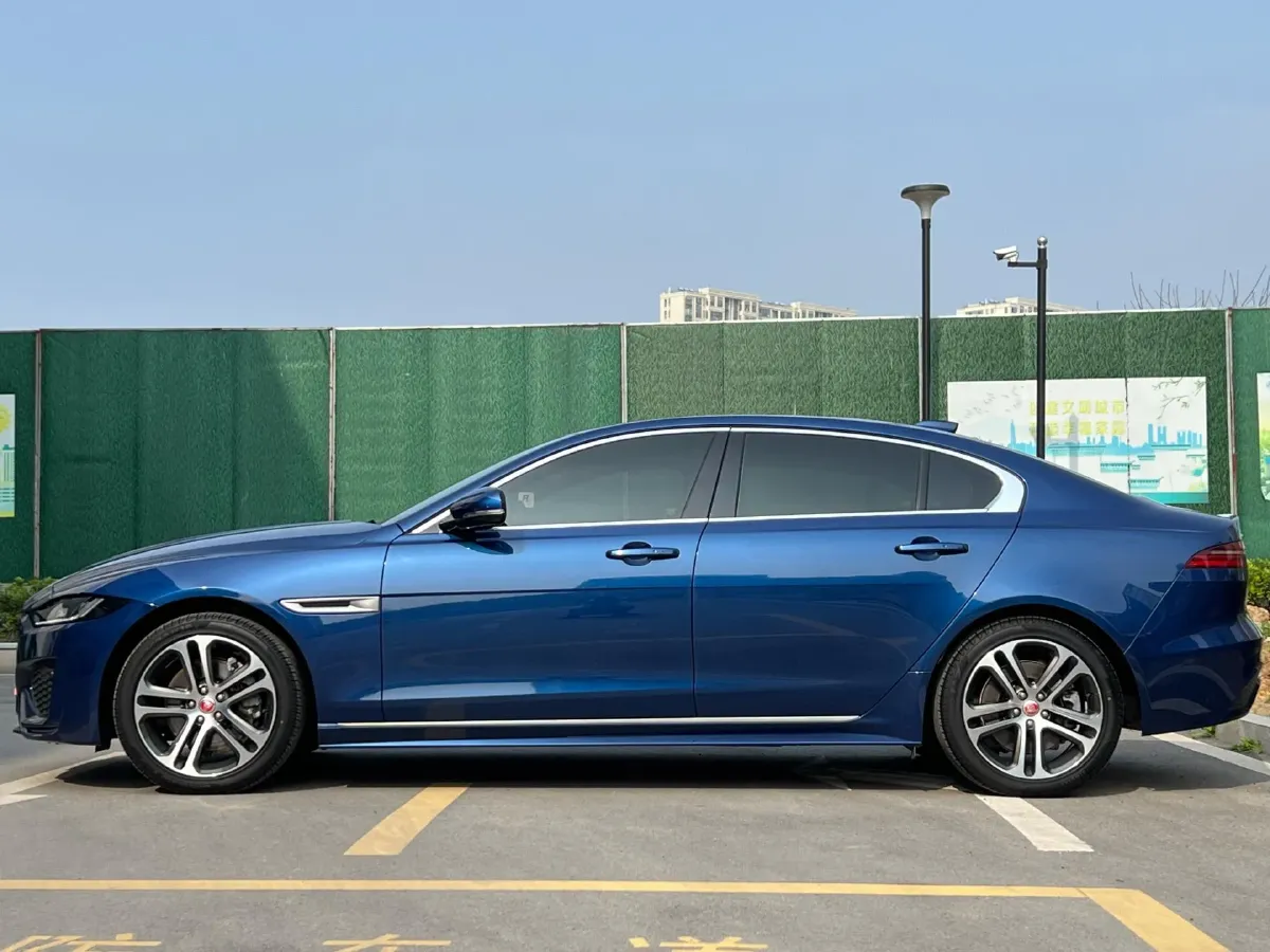 2021 Jaguar XEL 2.0T 250HP L4 8AT,autocango,china used car exporter,china ev exporter,chinese used car exporter,chinese used ev exporter