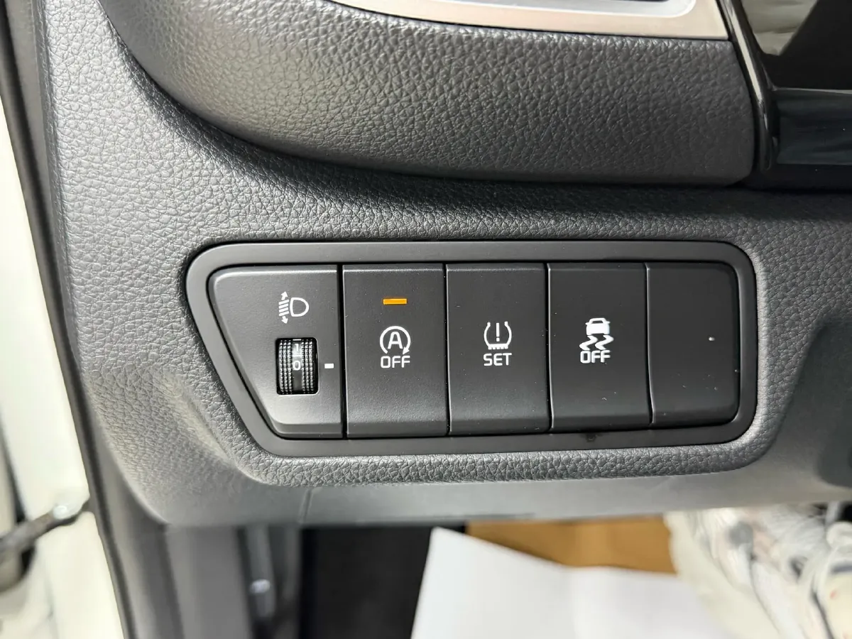 2021 Kia KX3 1.5L 115HP L4 CVT,autocango,china used car exporter,china ev exporter,chinese used car exporter,chinese used ev exporter