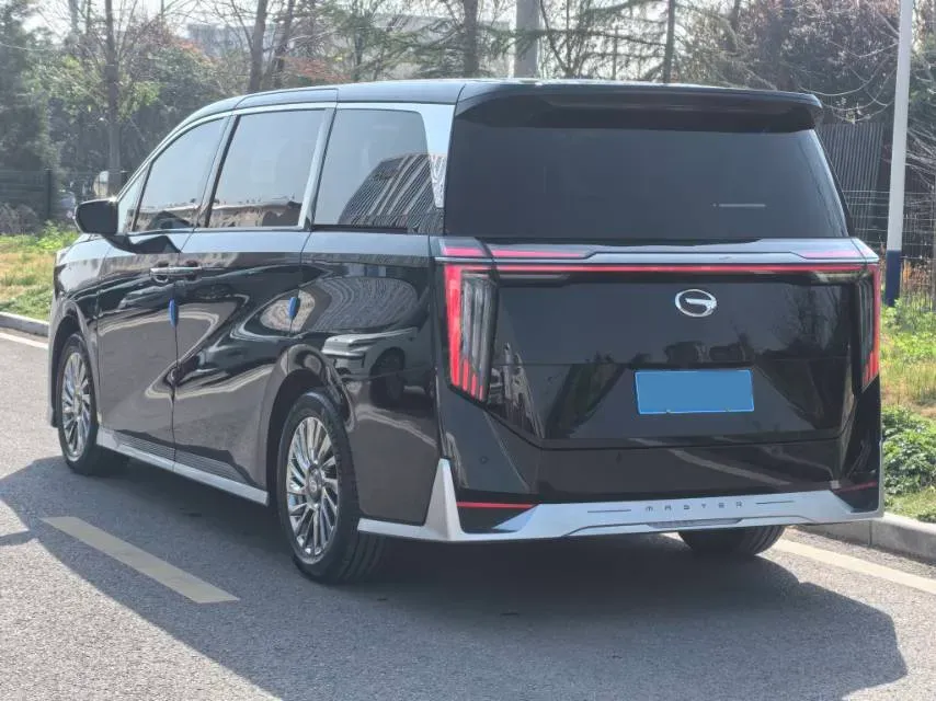 2024 GAC Trumpchi M8 2.0T 252HP L4 8AT,autocango,china used car exporter,china ev exporter,chinese used car exporter,chinese used ev exporter