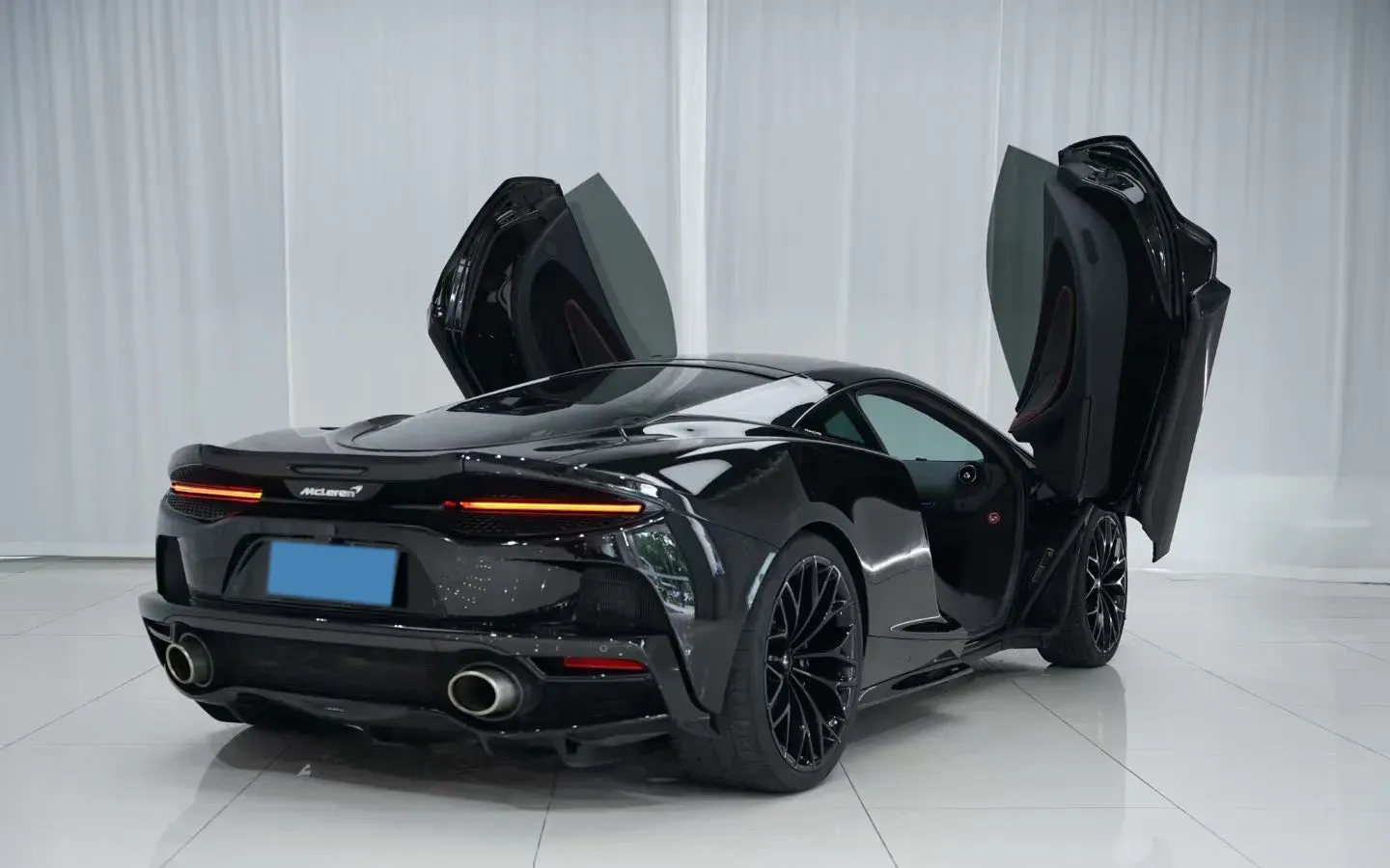 2019 Lorinser MAYBACH S Class 3.0T 367HP V6 9AT,autocango,china used car exporter,china ev exporter,chinese used car exporter,chinese used ev exporter