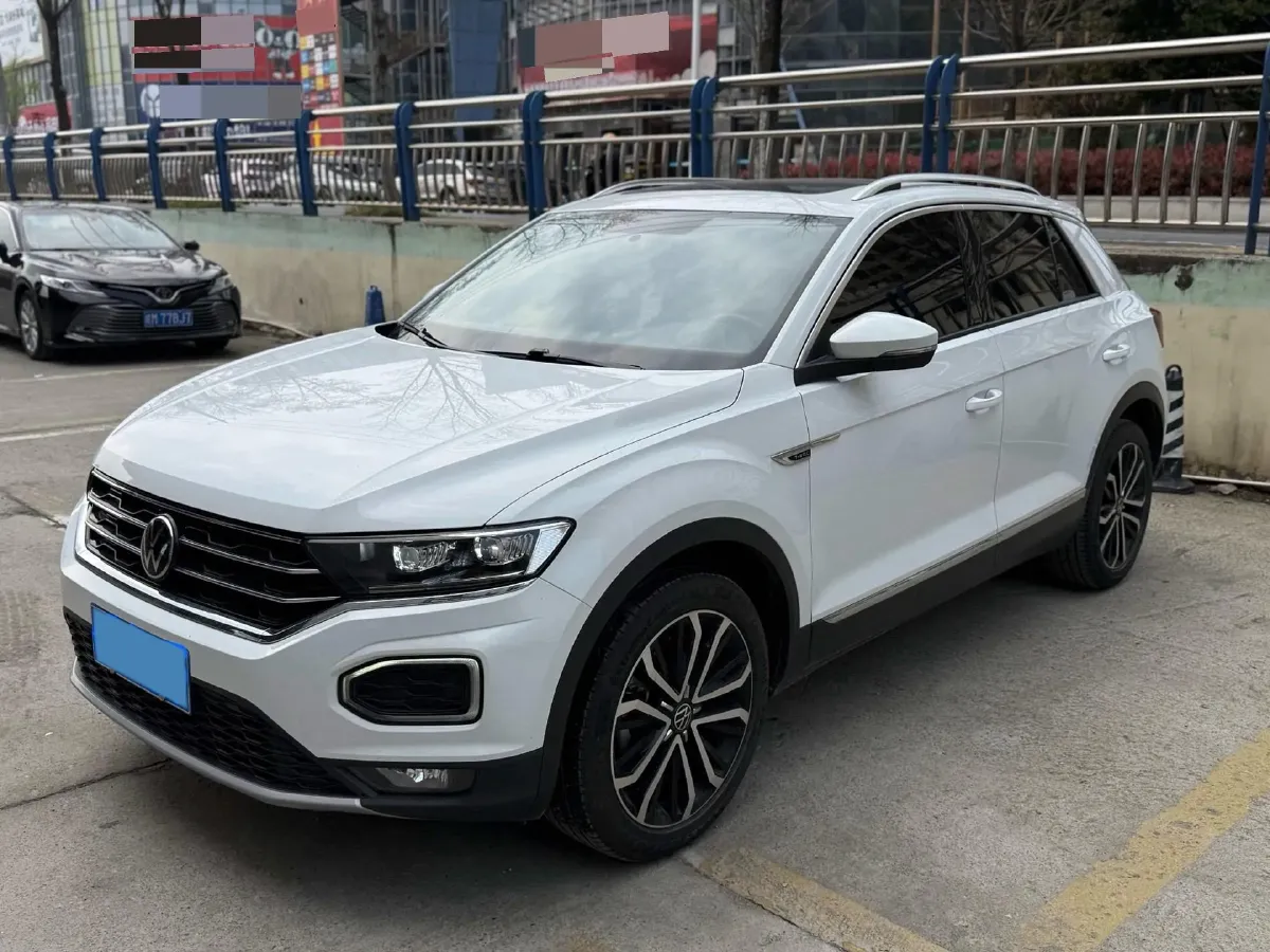 2022 Volkswagen T-Roc 1.4T 150HP L4 7DCT,autocango,china used car exporter,china ev exporter,chinese used car exporter,chinese used ev exporter
