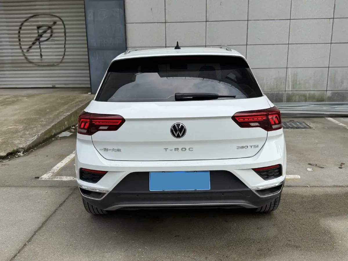 2022 Volkswagen T-Roc 1.4T 150HP L4 7DCT,autocango,china used car exporter,china ev exporter,chinese used car exporter,chinese used ev exporter