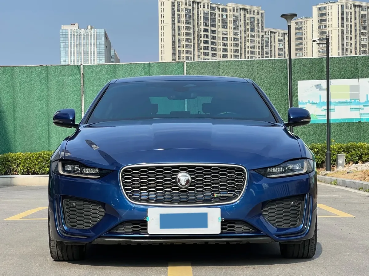 2021 Jaguar XEL 2.0T 250HP L4 8AT,autocango,china used car exporter,china ev exporter,chinese used car exporter,chinese used ev exporter