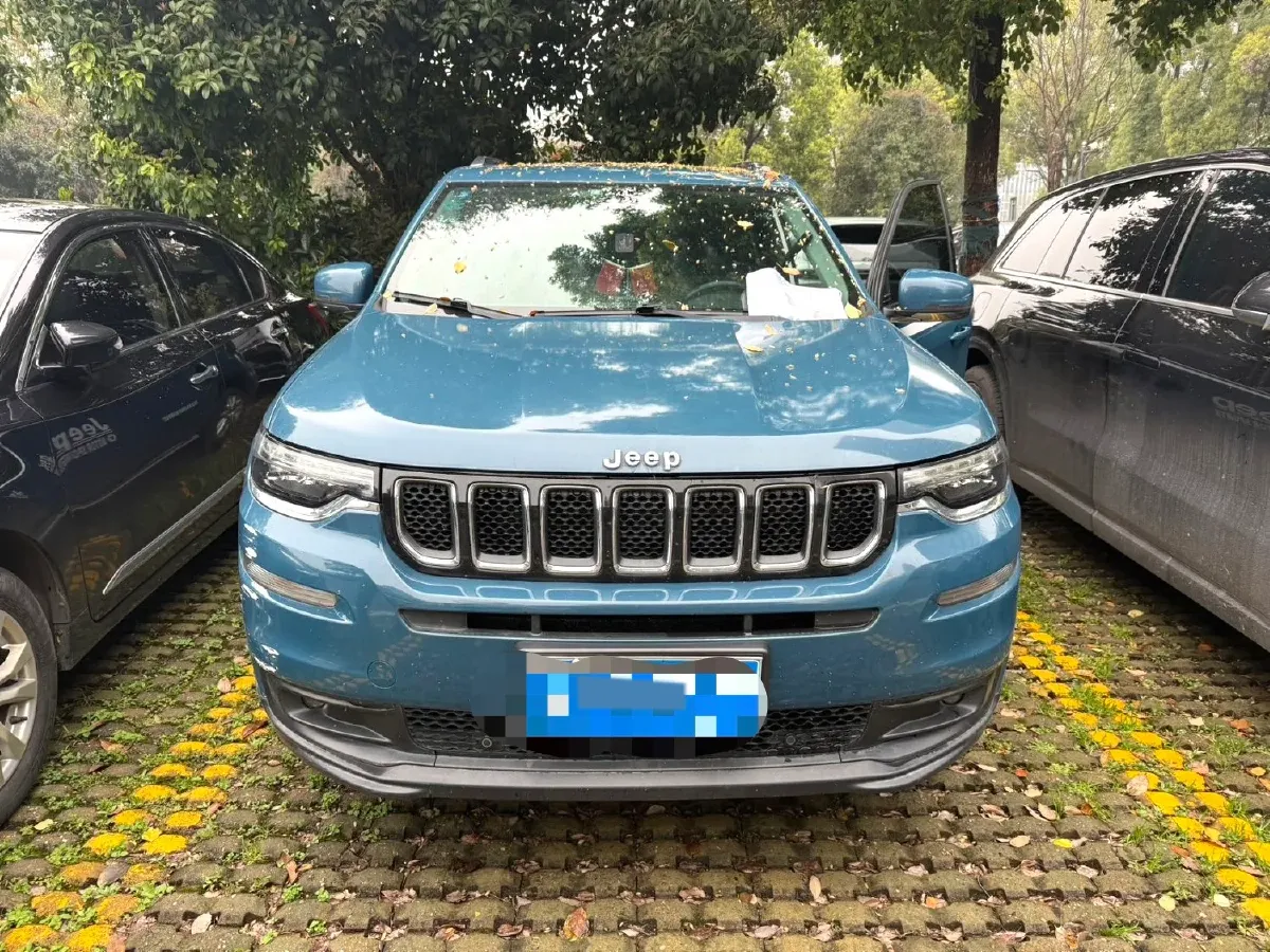 2018 Jeep Commander 2.0T 234HP L4 9AT,autocango,china used car exporter,china ev exporter,chinese used car exporter,chinese used ev exporter