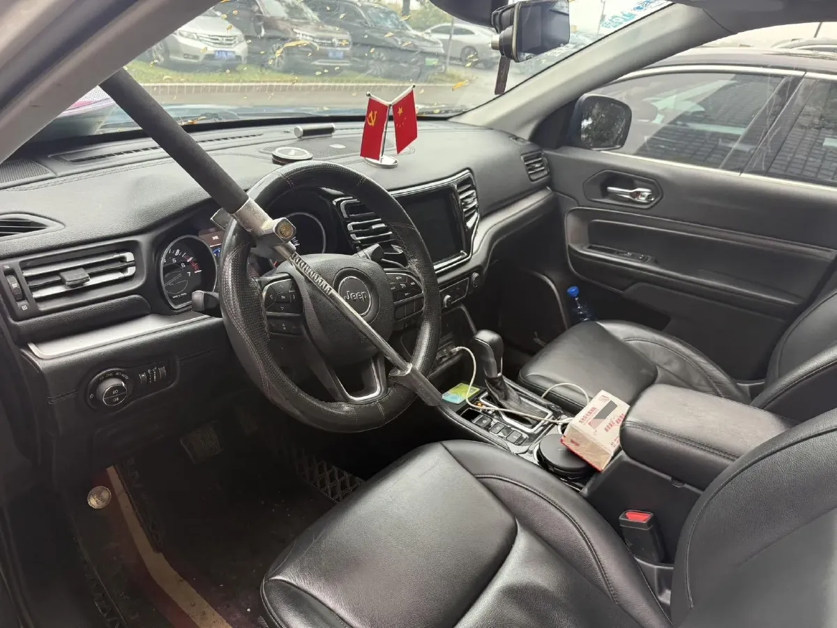 2018 Jeep Commander 2.0T 234HP L4 9AT,autocango,china used car exporter,china ev exporter,chinese used car exporter,chinese used ev exporter