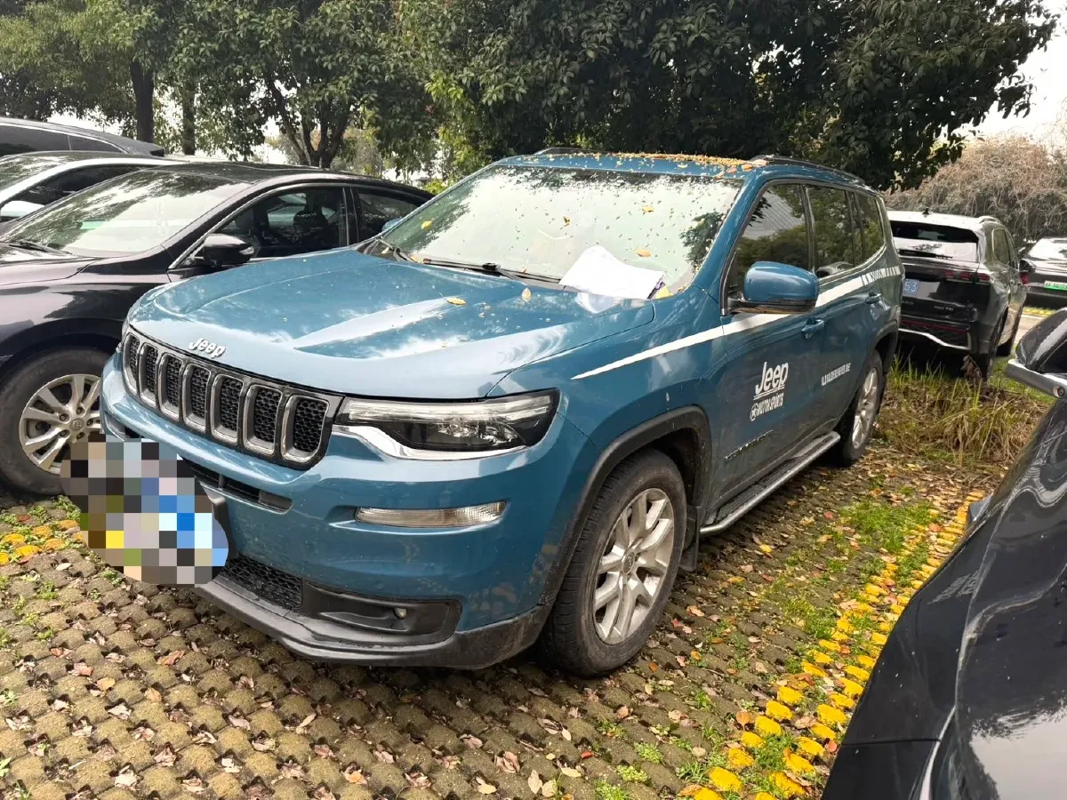 2018 Jeep Commander 2.0T 234HP L4 9AT,autocango,china used car exporter,china ev exporter,chinese used car exporter,chinese used ev exporter