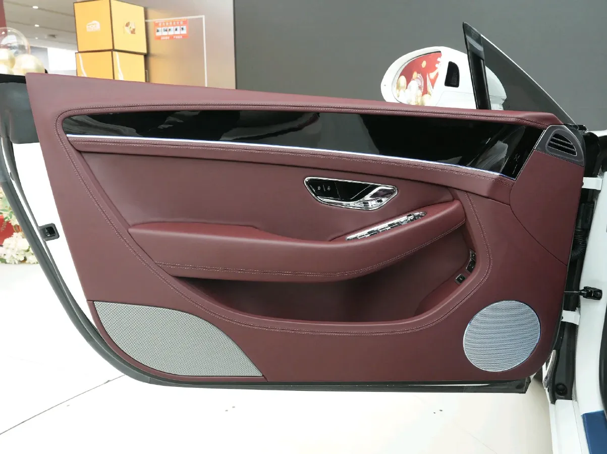 2022 Bentley Continental 4.0T 549HP V8 8DCT,autocango,china used car exporter,china ev exporter,chinese used car exporter,chinese used ev exporter