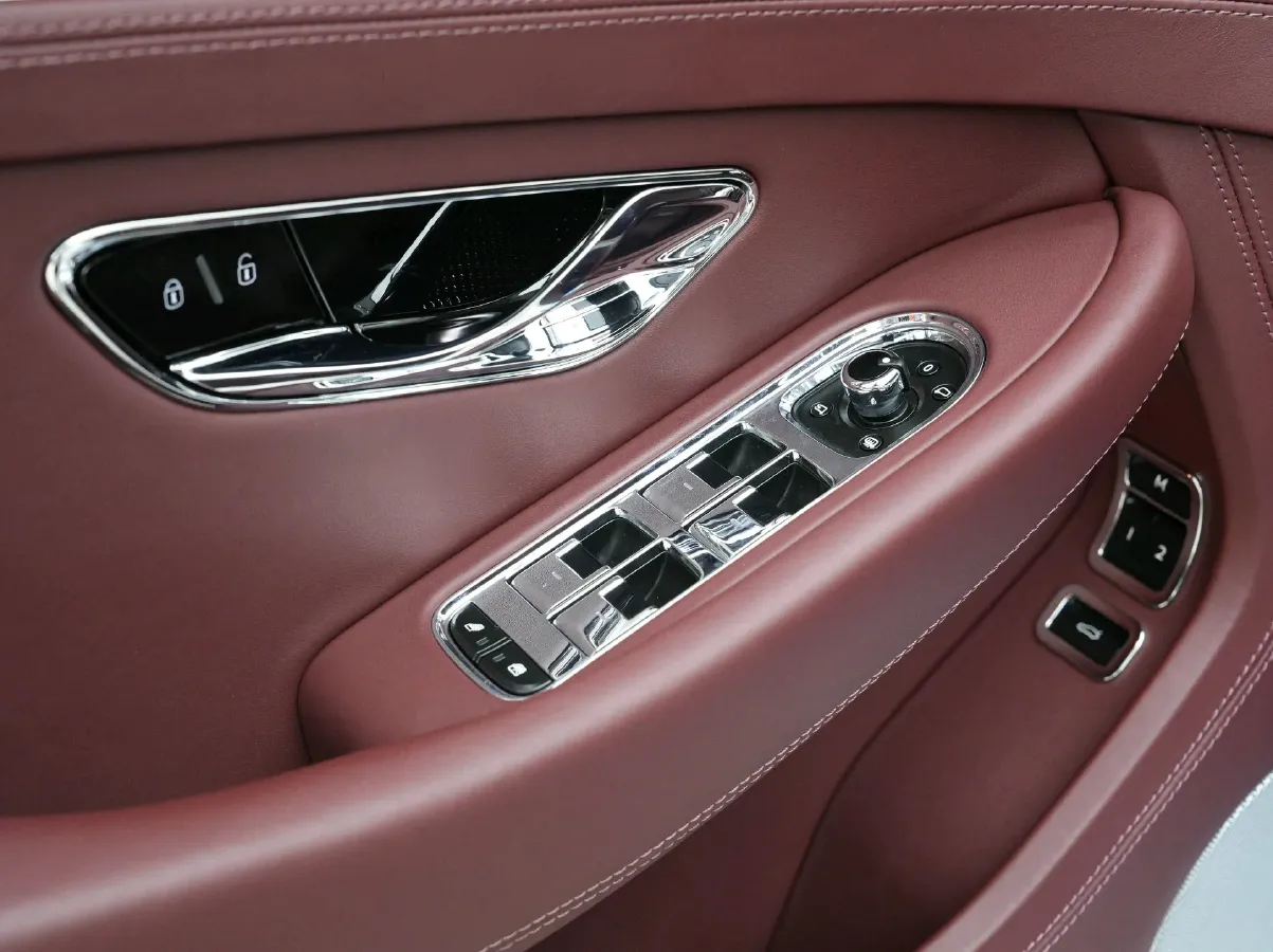 2022 Bentley Continental 4.0T 549HP V8 8DCT,autocango,china used car exporter,china ev exporter,chinese used car exporter,chinese used ev exporter