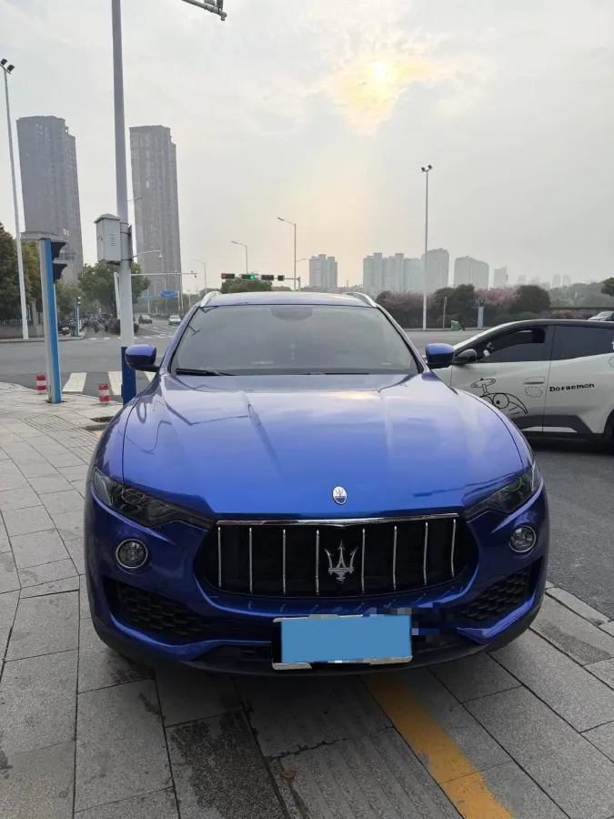 2021 Maserati Levante 3.0T 350HP V6 8AT,autocango,china used car exporter,china ev exporter,chinese used car exporter,chinese used ev exporter