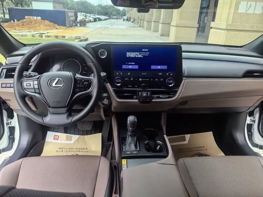 2024 Lexus ES 2.0L 173HP L4 CVT,autocango,china used car exporter,china ev exporter,chinese used car exporter,chinese used ev exporter