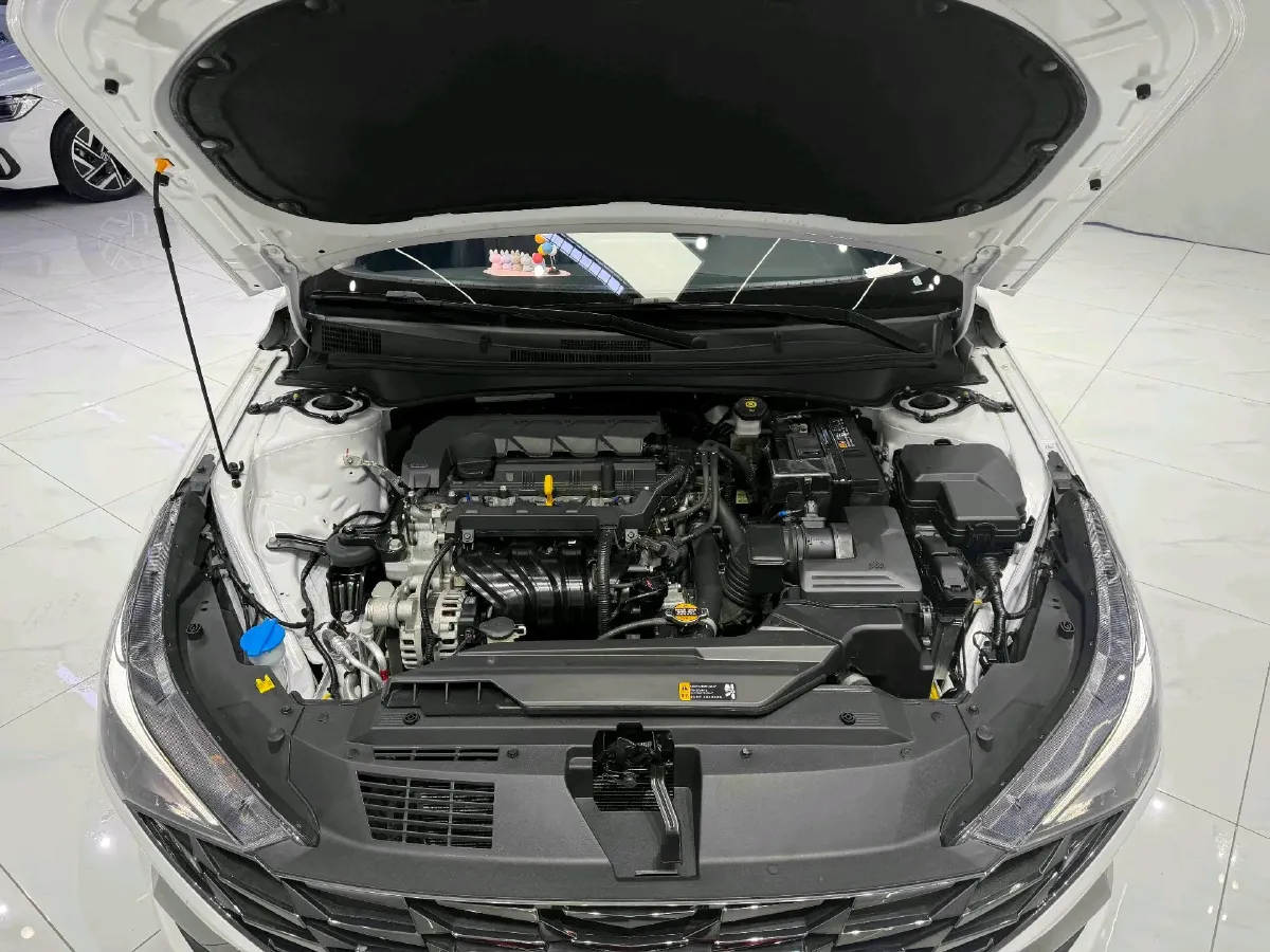 2022 Hyundai Elantra 1.5L 115HP L4 CVT,autocango,china used car exporter,china ev exporter,chinese used car exporter,chinese used ev exporter