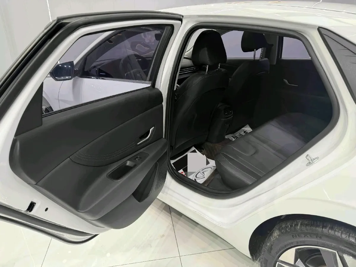 2022 Hyundai Elantra 1.5L 115HP L4 CVT,autocango,china used car exporter,china ev exporter,chinese used car exporter,chinese used ev exporter