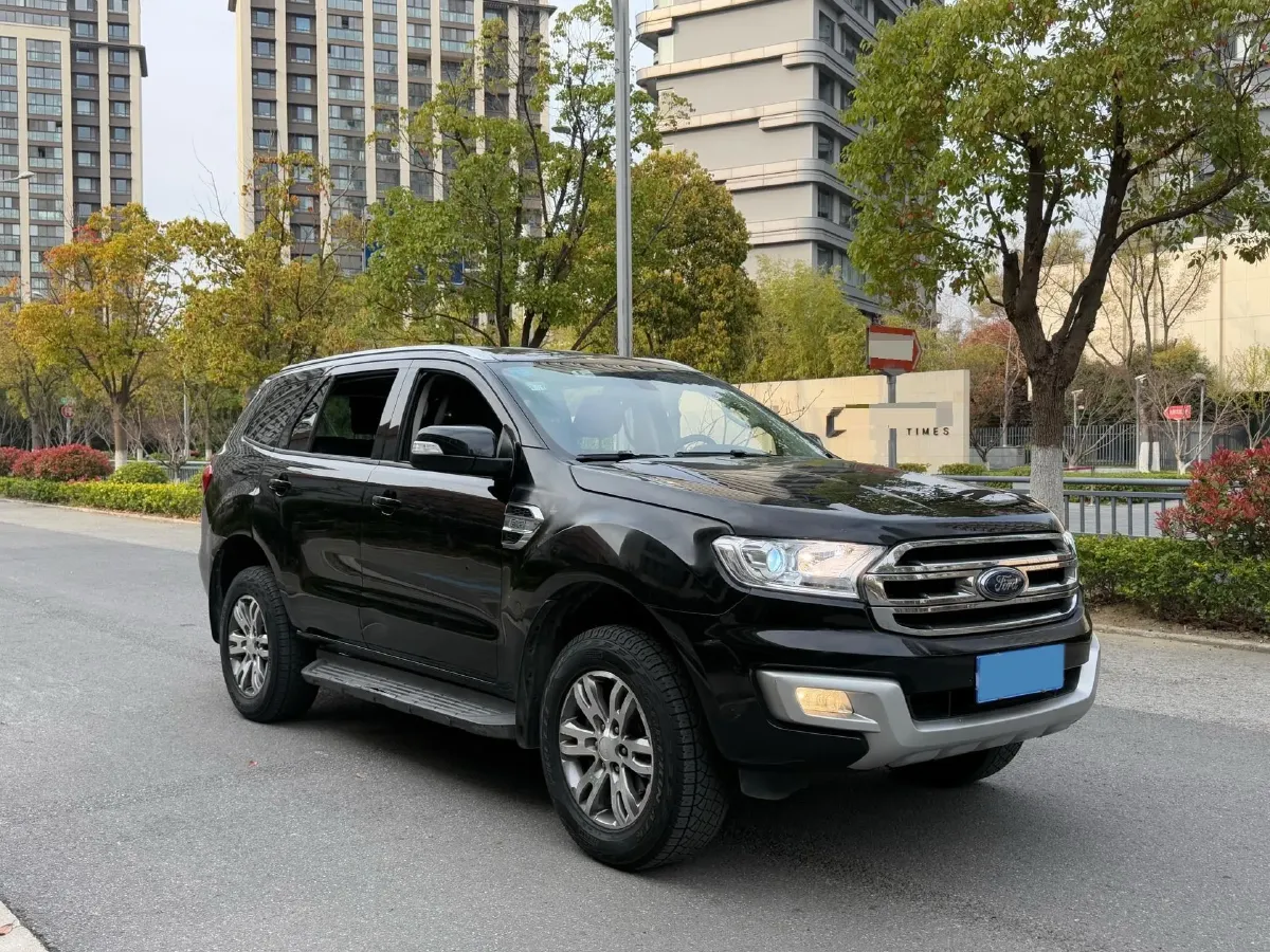 2017 Hyundai Grand SantaFe 2.2T 200HP L4 6AT,autocango,china used car exporter,china ev exporter,chinese used car exporter,chinese used ev exporter