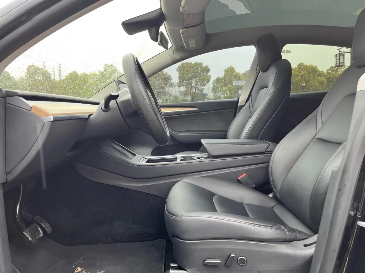 2021 Tesla Model Y BEV 60KWH,autocango,china used car exporter,china ev exporter,chinese used car exporter,chinese used ev exporter