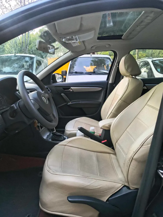 2020 VGV U70 1.5T 150HP L4 6MT,autocango,china used car exporter,china ev exporter,chinese used car exporter,chinese used ev exporter