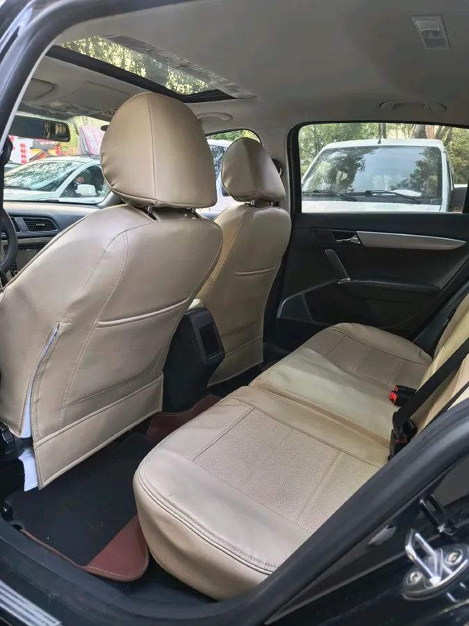 2020 VGV U70 1.5T 150HP L4 6MT,autocango,china used car exporter,china ev exporter,chinese used car exporter,chinese used ev exporter