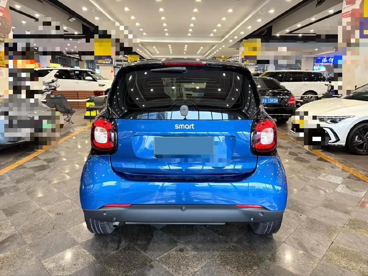 2019 Smart smart fortwo 0.9T 90HP L3 6DCT,autocango,china used car exporter,china ev exporter,chinese used car exporter,chinese used ev exporter