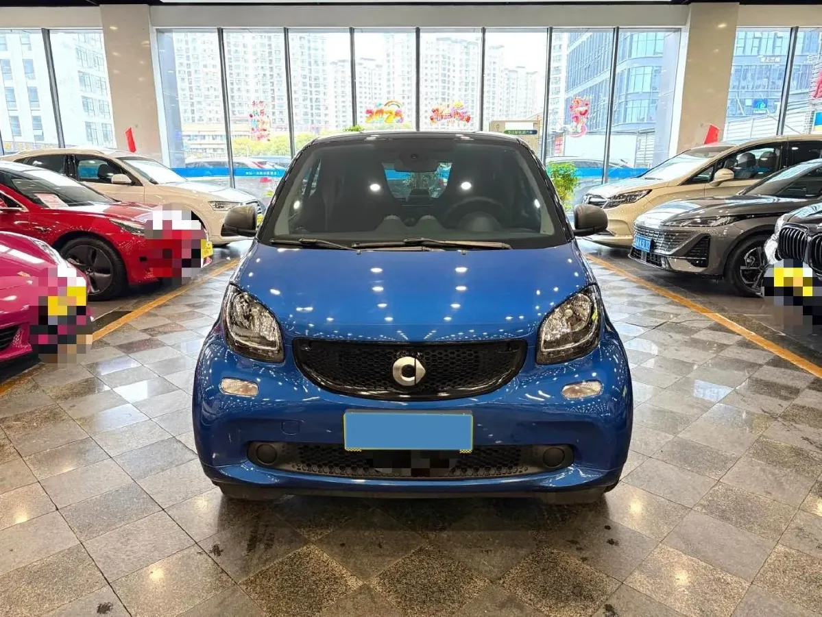 2019 Smart smart fortwo 0.9T 90HP L3 6DCT,autocango,china used car exporter,china ev exporter,chinese used car exporter,chinese used ev exporter