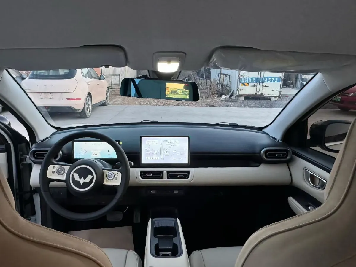 2024 WuLing BinGuoPLUS BEV 50.6KWH,autocango,china used car exporter,china ev exporter,chinese used car exporter,chinese used ev exporter