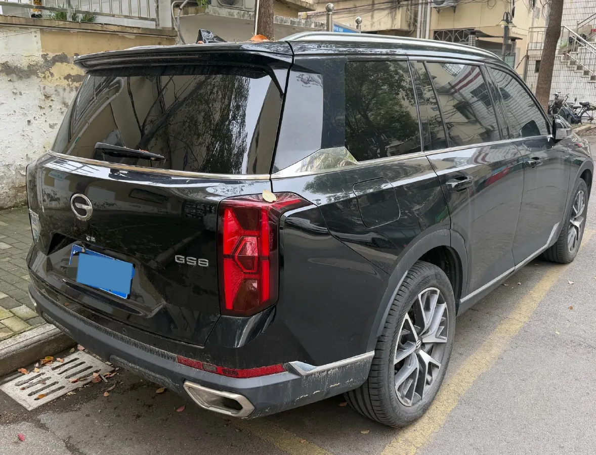 2022 GAC Trumpchi GS8 2.0T 252HP L4 8AT,autocango,china used car exporter,china ev exporter,chinese used car exporter,chinese used ev exporter