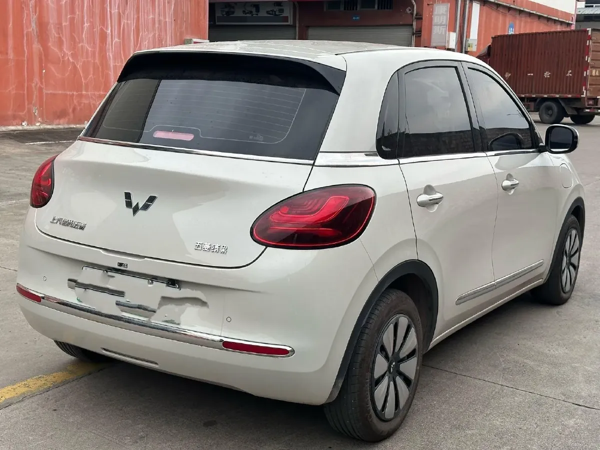 2024 WuLing BinGuo BEV 31.9KWH,autocango,china used car exporter,china ev exporter,chinese used car exporter,chinese used ev exporter