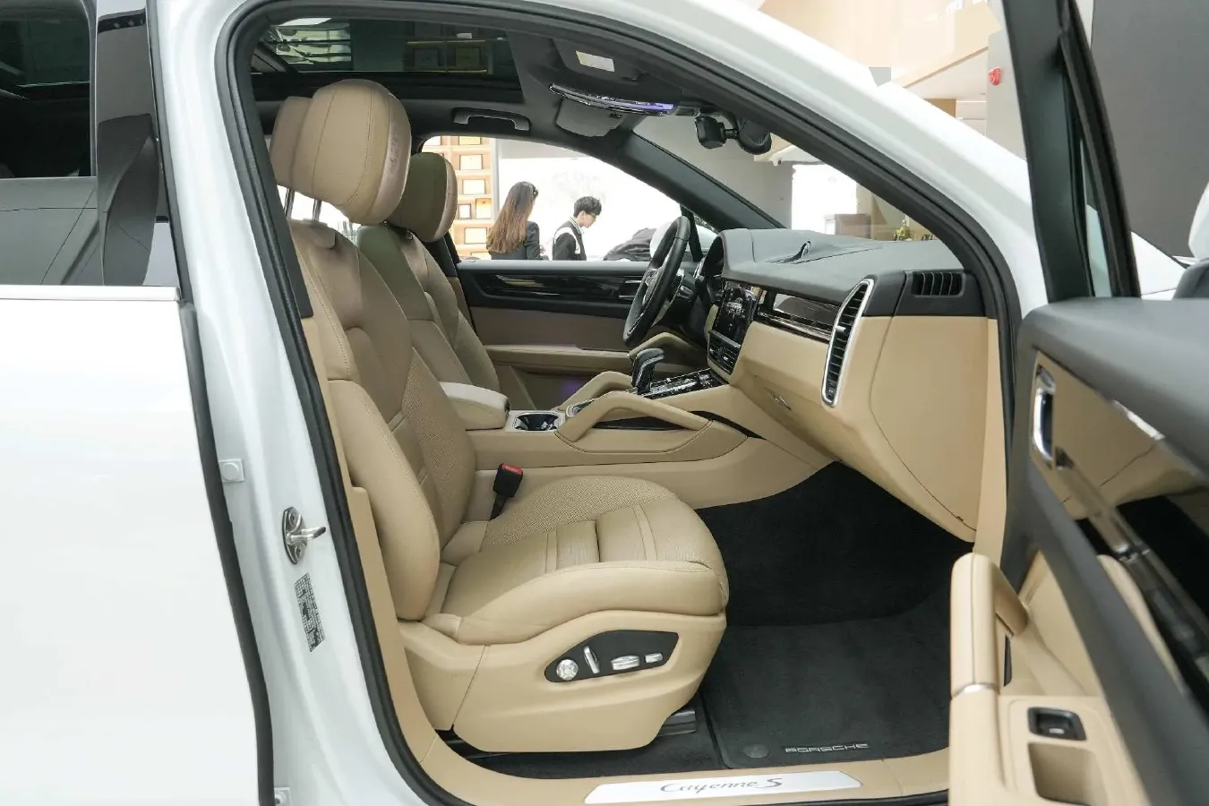 2018 Porsche Cayenne 2.9T 440HP V6 8AT,autocango,china used car exporter,china ev exporter,chinese used car exporter,chinese used ev exporter