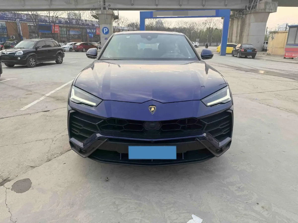 2021 Lamborghini Urus 4.0T 641HP V8 8AT,autocango,china used car exporter,china ev exporter,chinese used car exporter,chinese used ev exporter