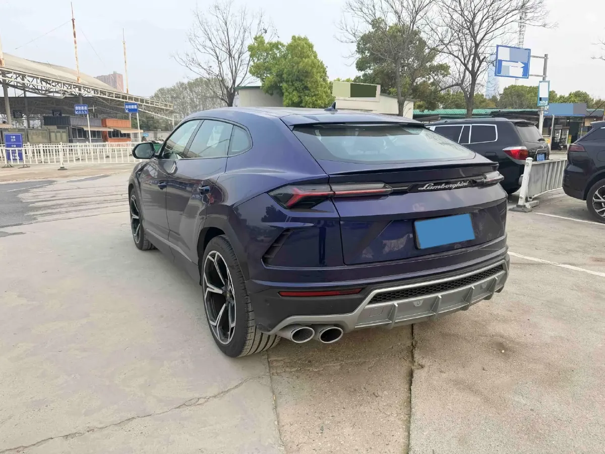 2021 Lamborghini Urus 4.0T 641HP V8 8AT,autocango,china used car exporter,china ev exporter,chinese used car exporter,chinese used ev exporter