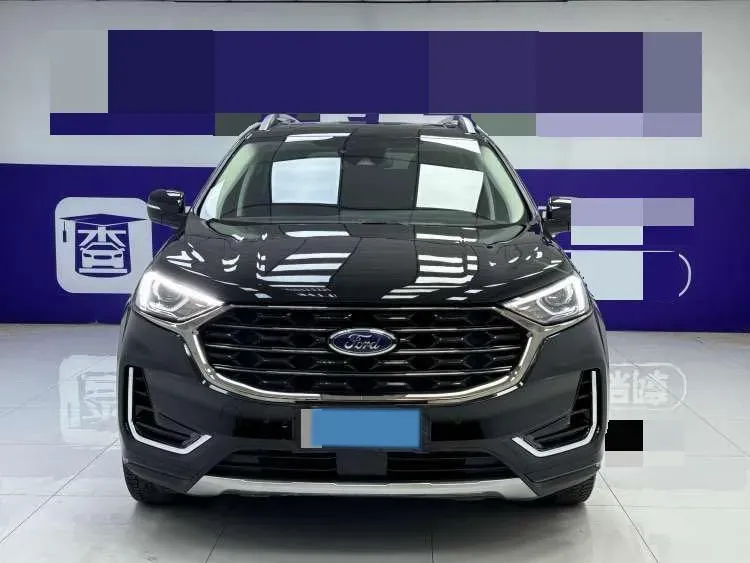 2021 Ford Edge 2.0T 245HP L4 8AT,autocango,china used car exporter,china ev exporter,chinese used car exporter,chinese used ev exporter