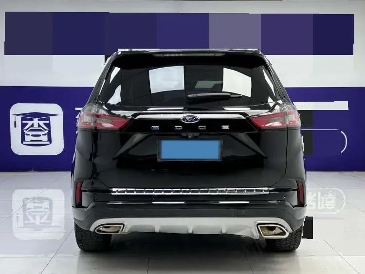 2021 Ford Edge 2.0T 245HP L4 8AT,autocango,china used car exporter,china ev exporter,chinese used car exporter,chinese used ev exporter