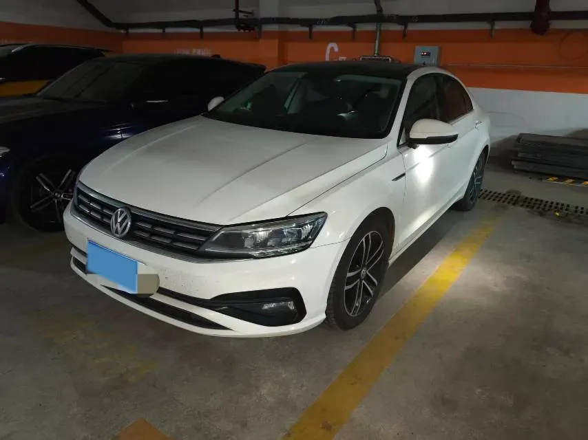 2019 Volkswagen Passat 1.4T 150HP L4 7DCT,autocango,china used car exporter,china ev exporter,chinese used car exporter,chinese used ev exporter