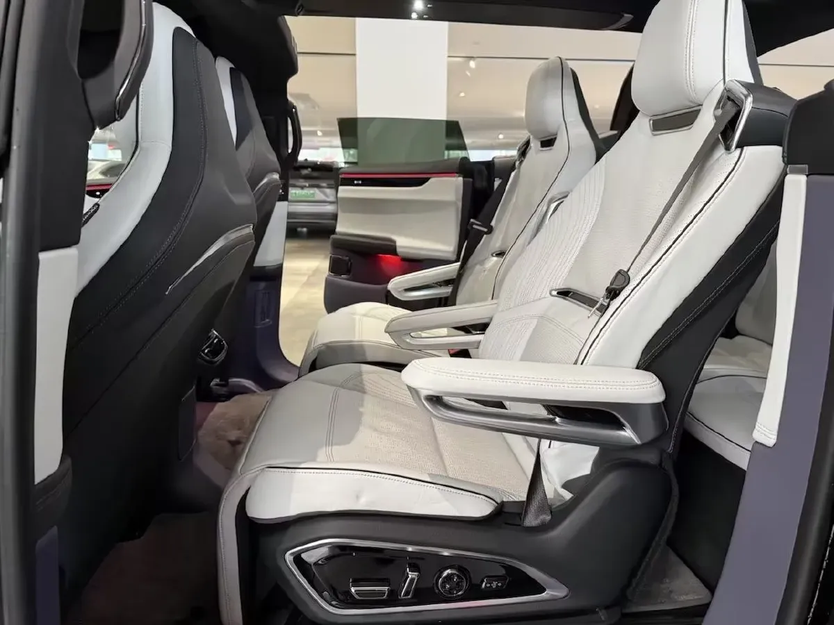 2023 HiPhi Y BEV 115KWH,autocango,china used car exporter,china ev exporter,chinese used car exporter,chinese used ev exporter