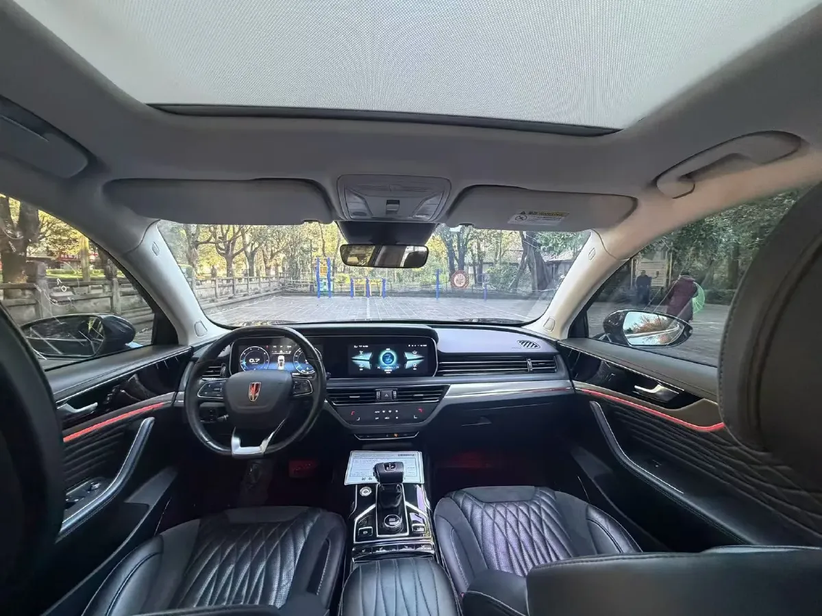 2022 HongQi HS5 2.0T 224HP L4 6AT,autocango,china used car exporter,china ev exporter,chinese used car exporter,chinese used ev exporter