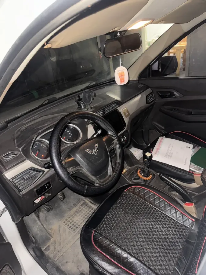 2019 WuLing HongGuang 1.5L 99HP L4 6MT,autocango,china used car exporter,china ev exporter,chinese used car exporter,chinese used ev exporter